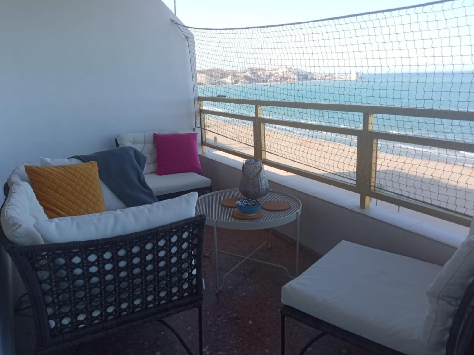Buena Vista Social Club Con Piscina Y Vistas Al Mar Solo Familias! Apartment