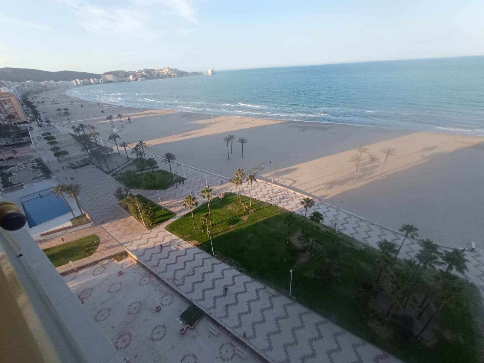 Buena Vista Social Club Con Piscina Y Vistas Al Mar Solo Familias! Apartment *