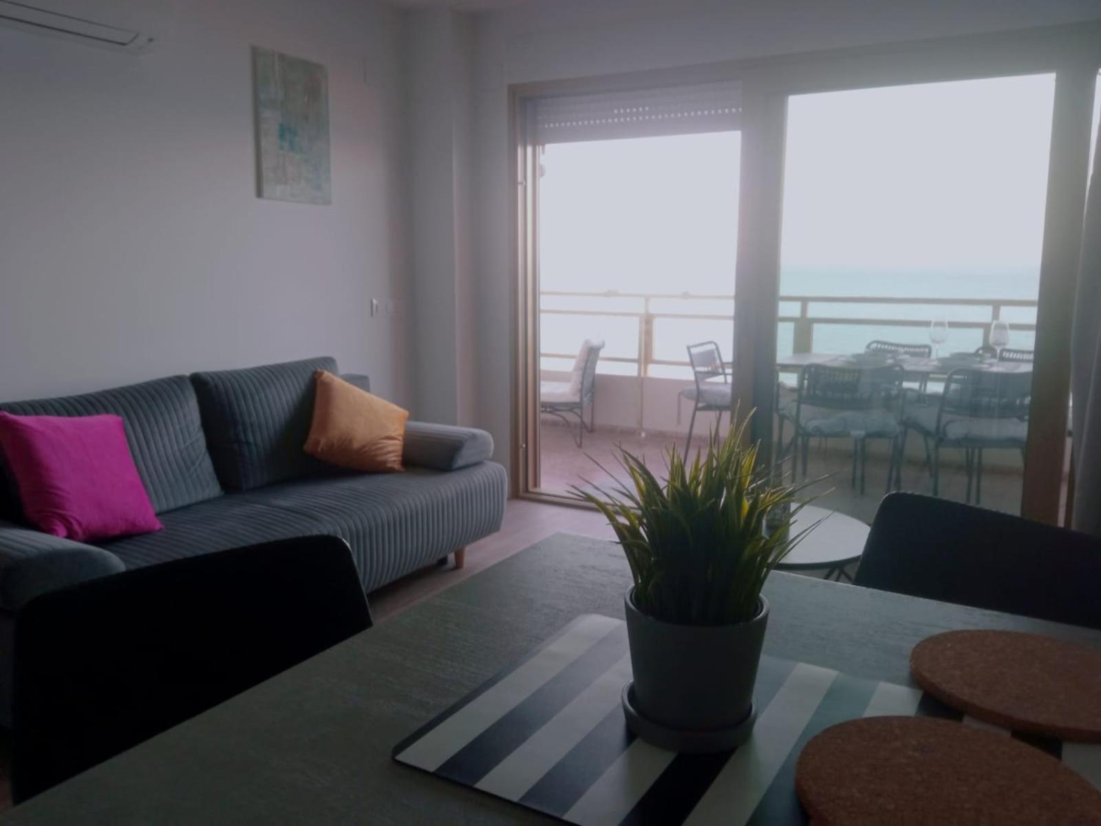 Buena Vista Social Club Con Piscina Y Vistas Al Mar Solo Familias! Apartament *